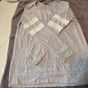 Pink Clover Light Gray and White Crewneck Sweater